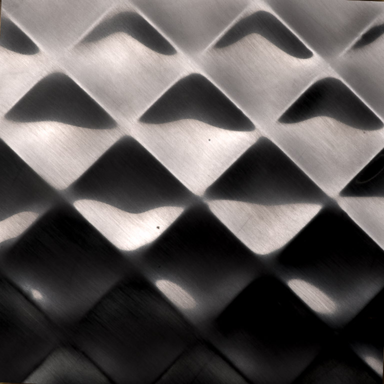 Aluminium/Stainless steel finish 3.28.05