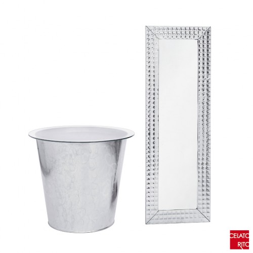 Vaso, tavolo e specchio acciaio